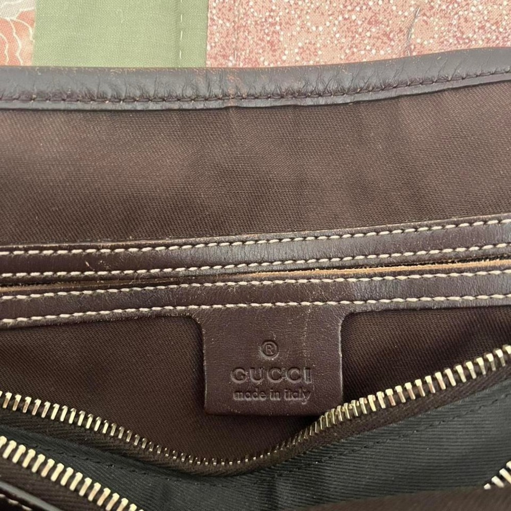Gucci GG Supreme Tote Bag - Picture 7 of 8